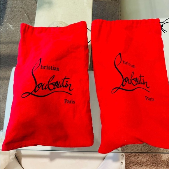 AUTHENTIC Christian Louboutin Glossy Black and Red Peep Toe. Protective coating. - Picture 4 of 5